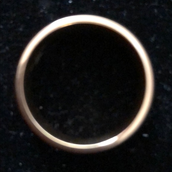 Ring - Picture 2 of 4